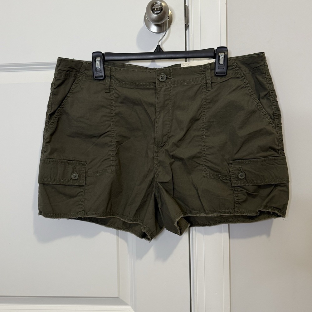 A.n.a Mid Rise Denim Shorts Size 16 3.5" Inseam Dark Green Stretch Light Cargo